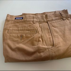 Patagonia Khaki Pant Size 31 (inseam 28)